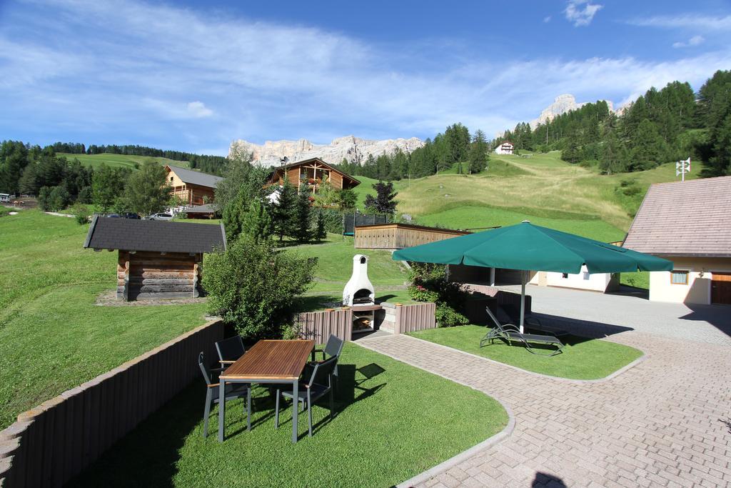 Taela Apartments San Cassiano  Exterior foto